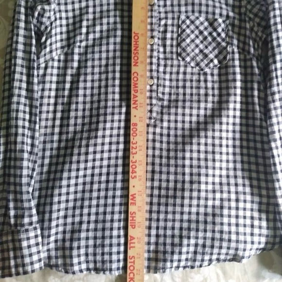 Merona ~Blue & White Classic Check ~Buttons, Collared & Long Sleeved ~Small - Picture 10 of 13